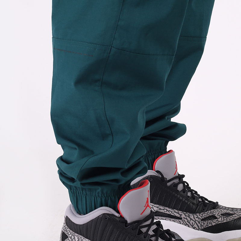 мужские зеленые брюки Nike Kyrie Cargo Pants CK6757-300 - цена, описание, фото 4